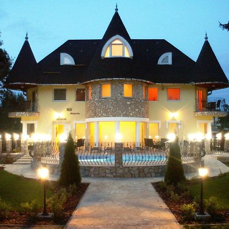 שיופוק Villa Margarita מראה חיצוני תמונה